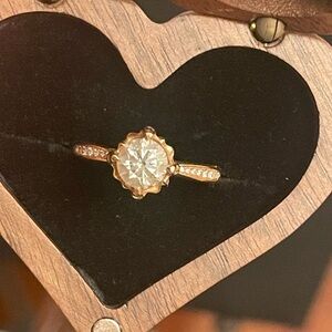 18K rose gold Natural diamond ring size：8